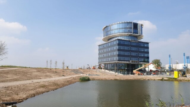 Inrichting park rond nieuw hoofdkantoor Fokker, Papendrecht